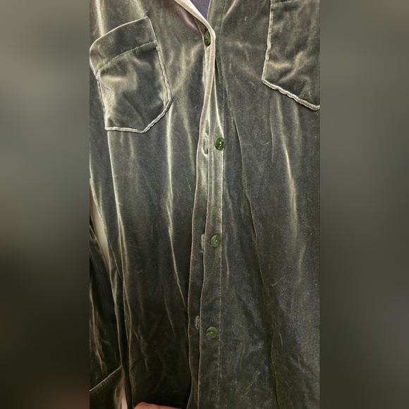 Express Olive Velvet Shirt - Picture 3 of 7